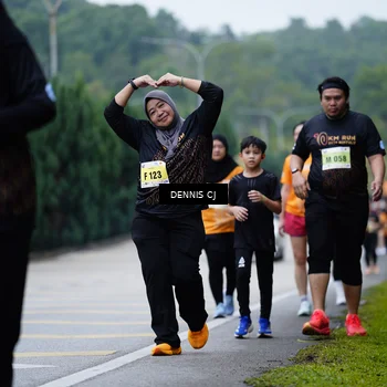 Runner Photo 8548874