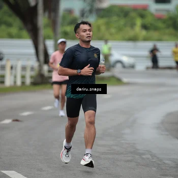 Runner Photo 8548908