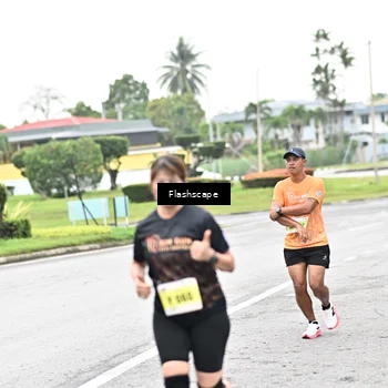 Runner Photo 8549002