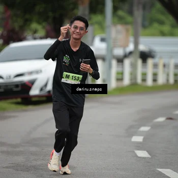 Runner Photo 8549082