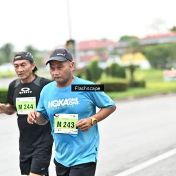 Runner Photo 8549200