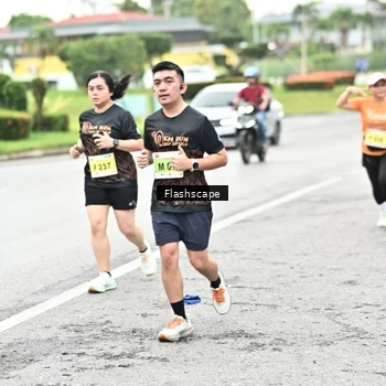 Runner Photo 8549252