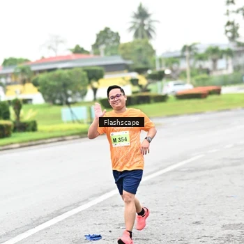 Runner Photo 8549273