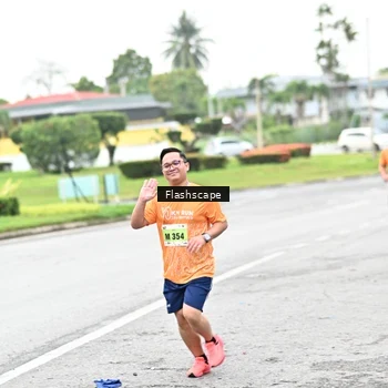 Runner Photo 8549277