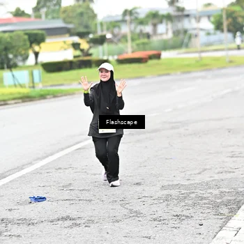 Runner Photo 8549372