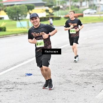 Runner Photo 8549518