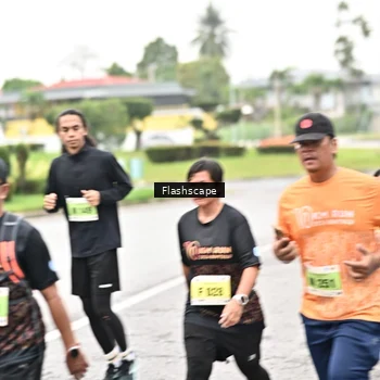 Runner Photo 8549780