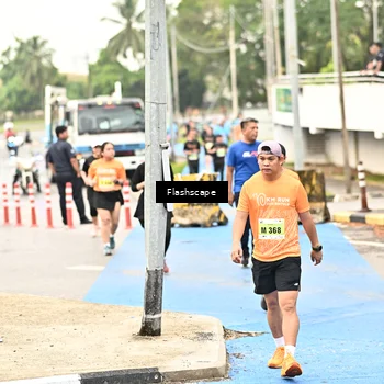 Runner Photo 8549856