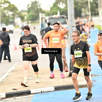 Runner Photo 8549972