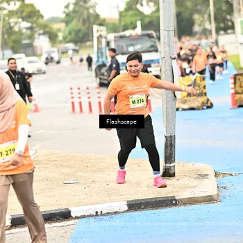 Runner Photo 8550024