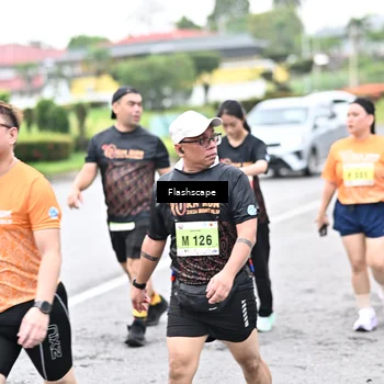 Runner Photo 8550037