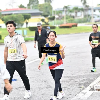 Runner Photo 8550070