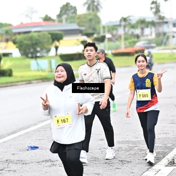Runner Photo 8550072