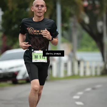 Runner Photo 8550101