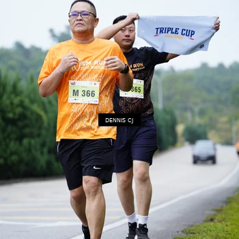 Runner Photo 8550102