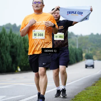 Runner Photo 8550115