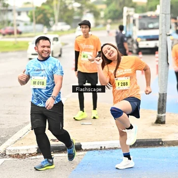 Runner Photo 8550227