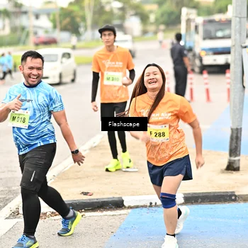 Runner Photo 8550228