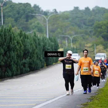 Runner Photo 8550256