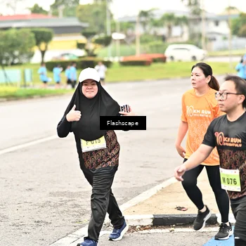 Runner Photo 8550258