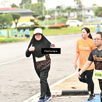 Runner Photo 8550259