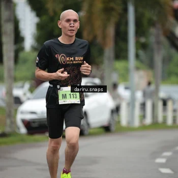 Runner Photo 8550260