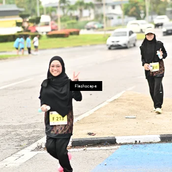 Runner Photo 8550272