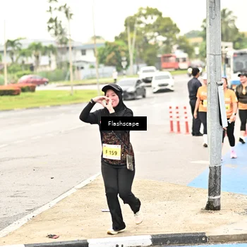 Runner Photo 8550284