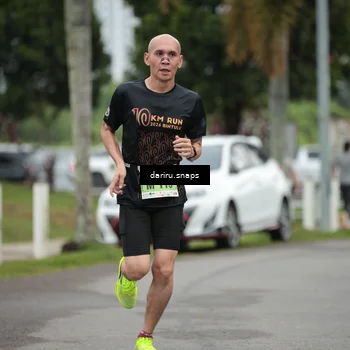 Runner Photo 8550305