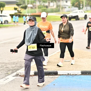 Runner Photo 8550309