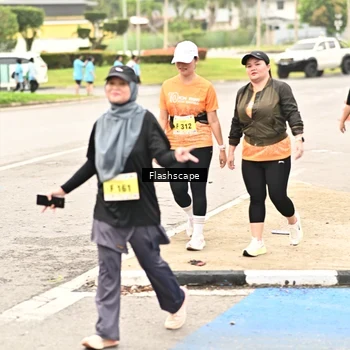 Runner Photo 8550321
