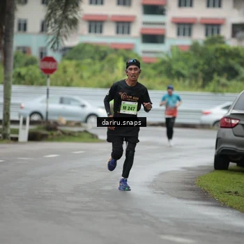 Runner Photo 8550326