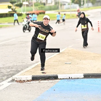 Runner Photo 8550340
