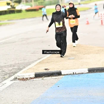 Runner Photo 8550343
