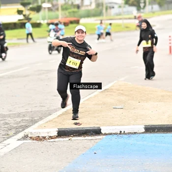 Runner Photo 8550344