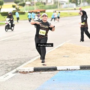 Runner Photo 8550347
