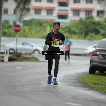 Runner Photo 8550365
