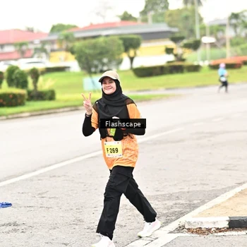 Runner Photo 8550384