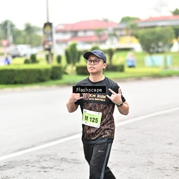 Runner Photo 8550392