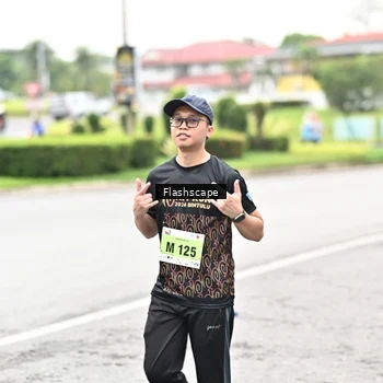 Runner Photo 8550404