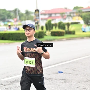 Runner Photo 8550409