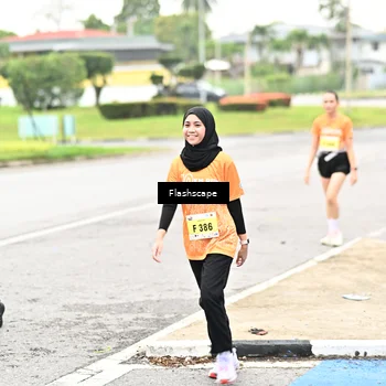 Runner Photo 8550454