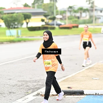Runner Photo 8550456