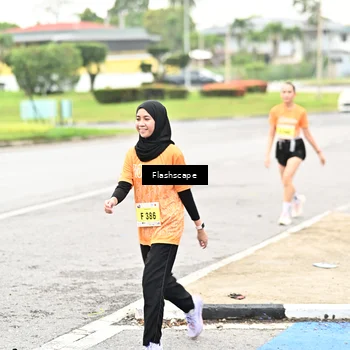 Runner Photo 8550458
