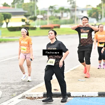 Runner Photo 8550463