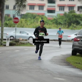Runner Photo 8550483