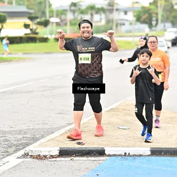 Runner Photo 8550491