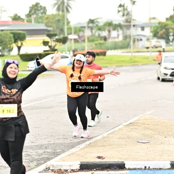 Runner Photo 8550533