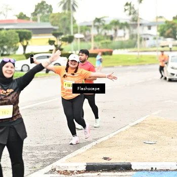 Runner Photo 8550538