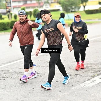 Runner Photo 8550597